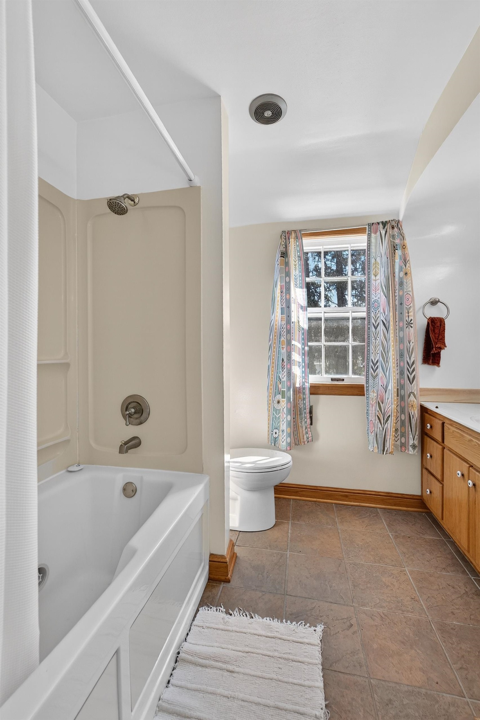 1402 Farragut Street Madison, WI 53704 - Photo 20 of 47