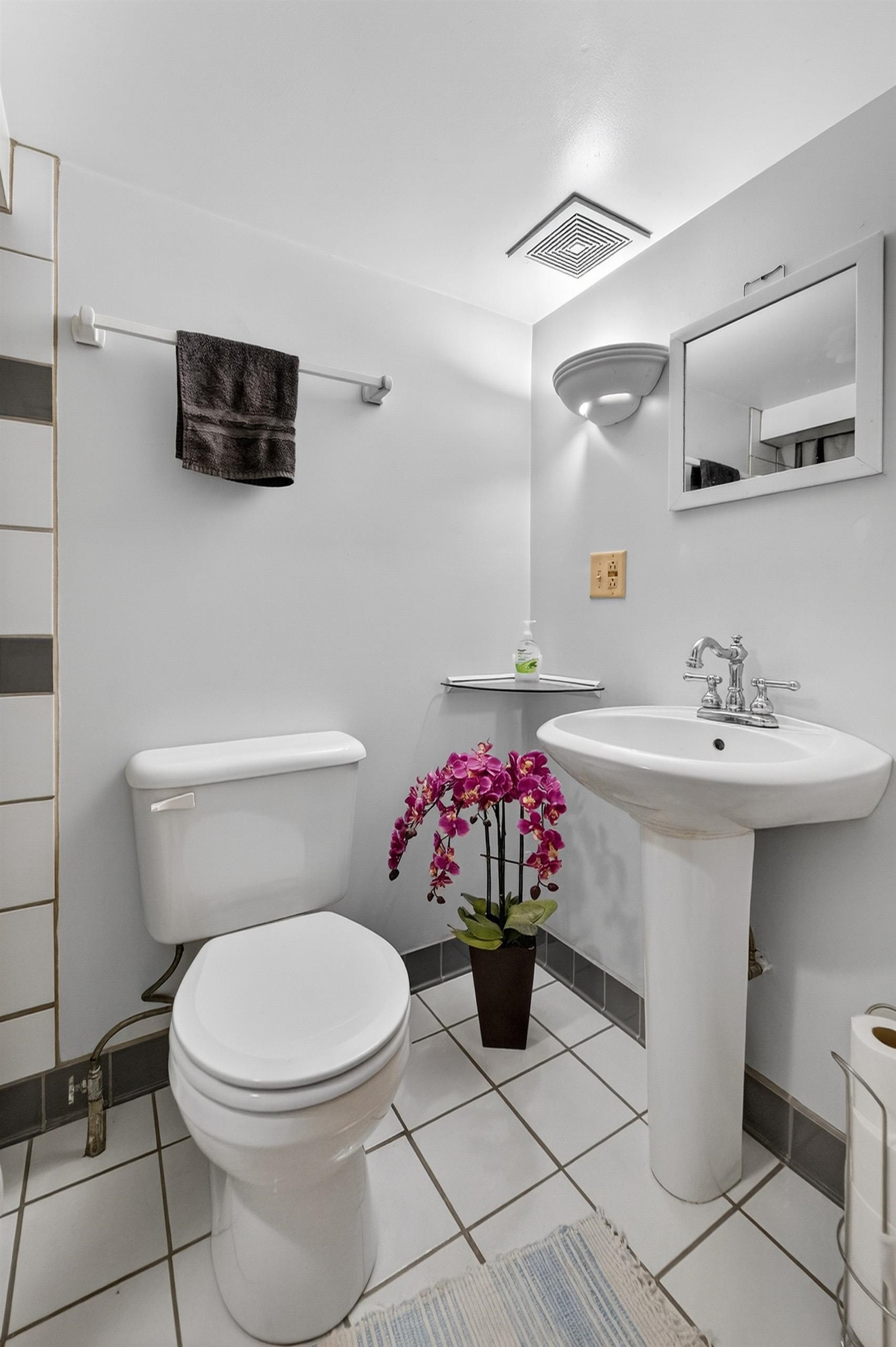 1402 Farragut Street Madison, WI 53704 - Photo 31 of 47