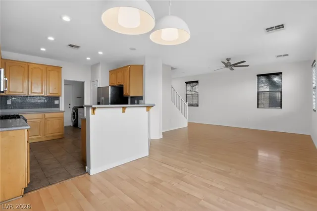 $1,975 | 9132 Kona Peaks Court, Unit 103, Las Vegas, NV 89149