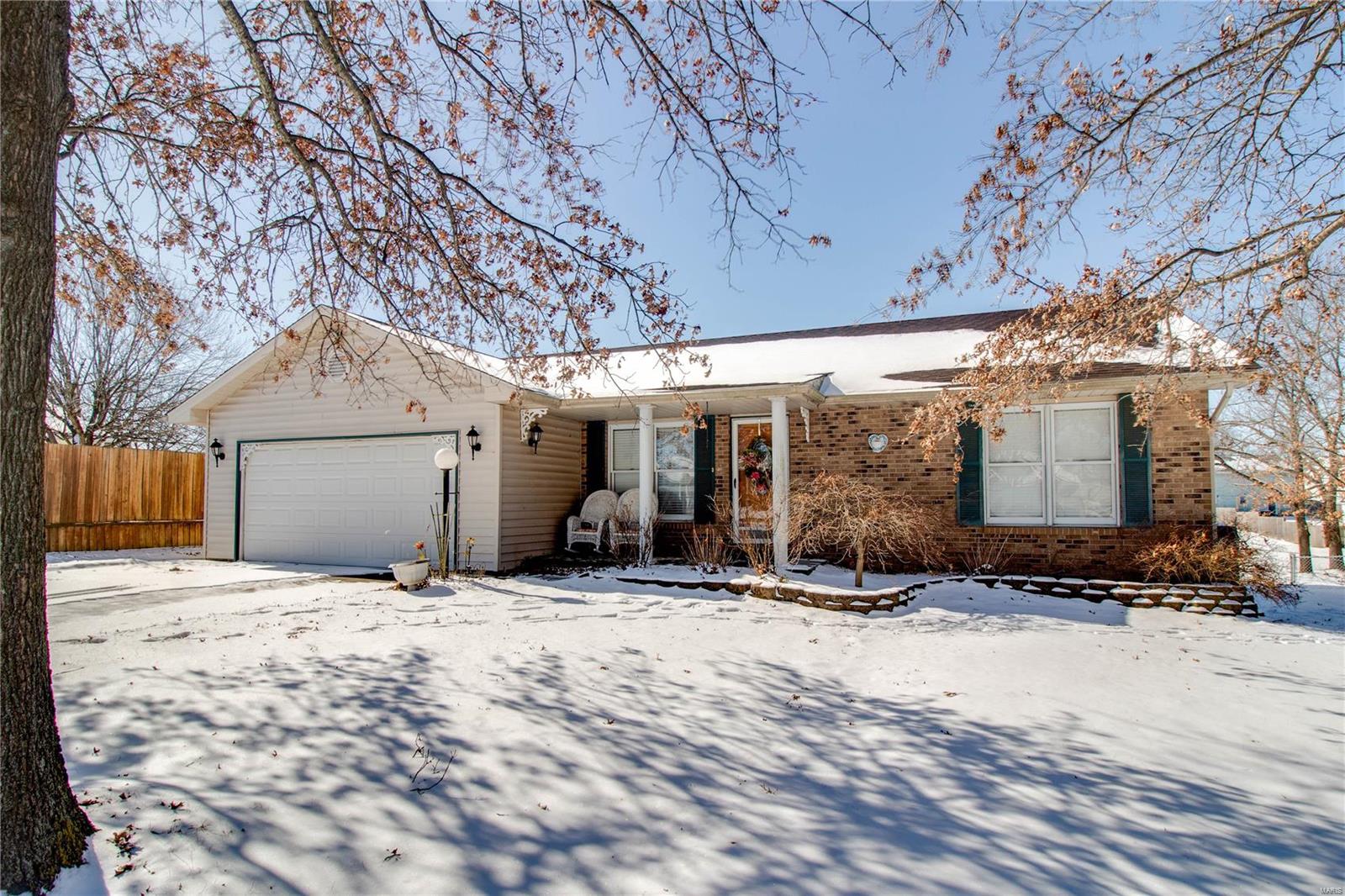 2 Fernwood Court Bethalto, IL 62010 - Photo 1 of 44