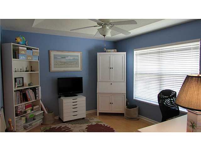 8915 Southwest Caprice Circle Stuart, FL 34997 - Photo 9 of 25 Gallery Image 9