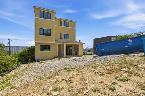 $1,995,000 | 301 33rd Avenue North, Nashville, TN 37209