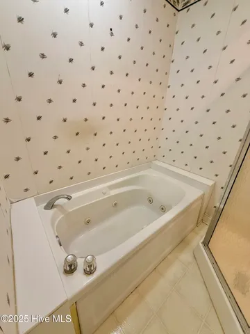 $319,000 | 4569 Hunter Creek Drive, La Grange, NC 28551