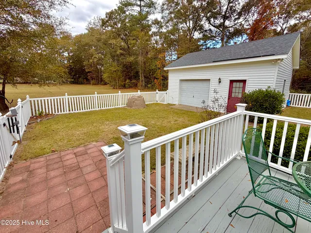 $319,000 | 4569 Hunter Creek Drive, La Grange, NC 28551