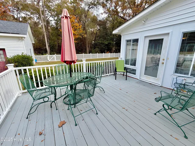 $319,000 | 4569 Hunter Creek Drive, La Grange, NC 28551