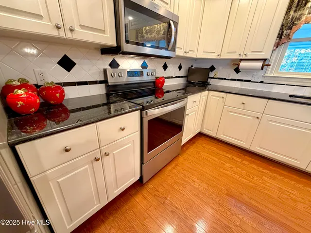 $319,000 | 4569 Hunter Creek Drive, La Grange, NC 28551