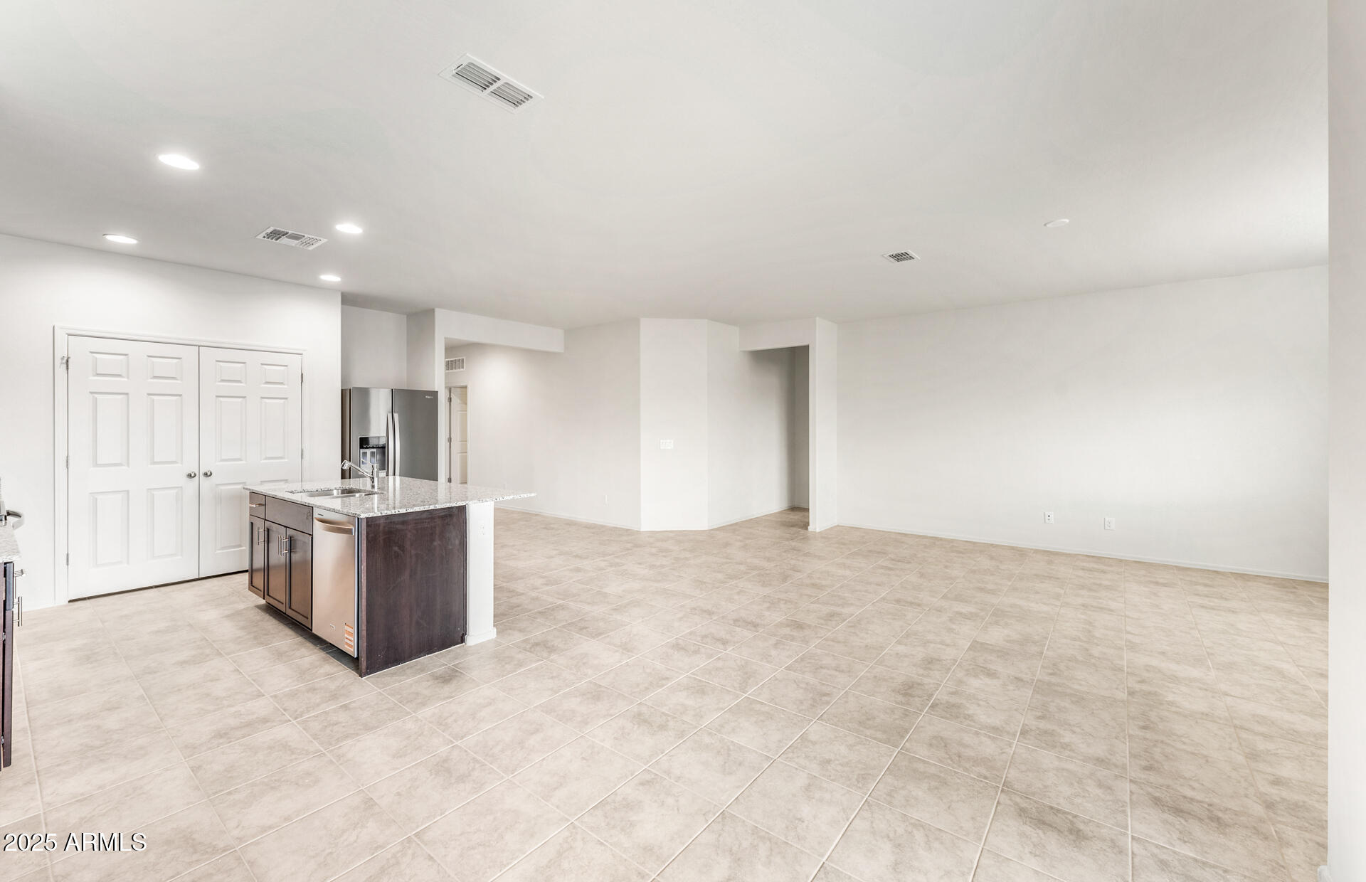 25474 West Chipman Road Buckeye, AZ 85326 - Photo 8 of 21 6.Gathering