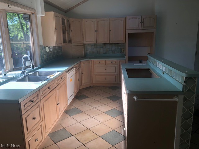 14480 Caves Road Novelty, OH 44072 - Photo 6 of 24 Gallery Image 6