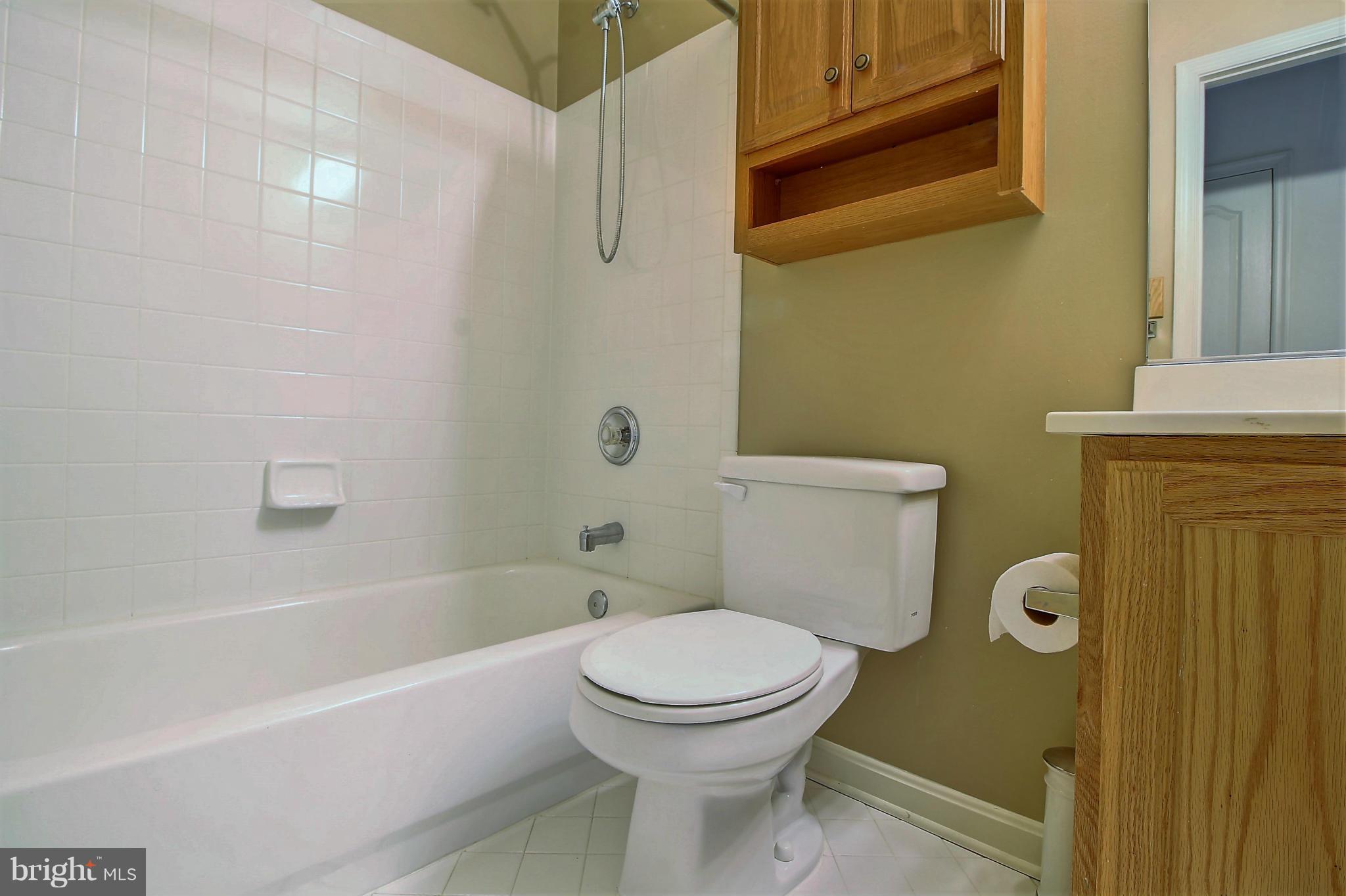 8020 Roland Court Elkridge, MD 21075 - Photo 23 of 30 Bath