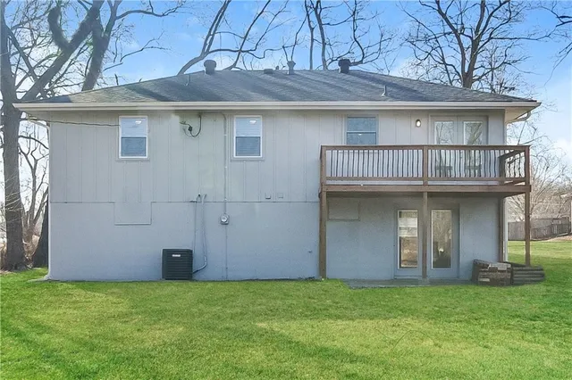 $1,825 | 6632 East 134th Street, Grandview, MO 64030