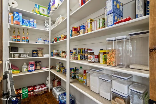 $1,690,000 | 5247 Highway 260, Pinedale, AZ 85901