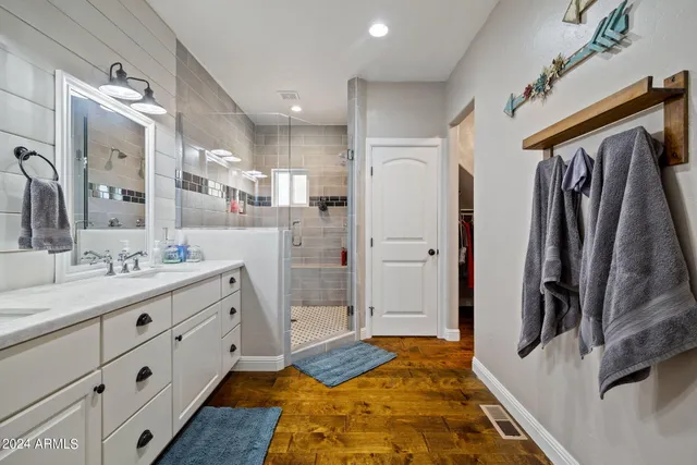 $1,690,000 | 5247 Highway 260, Pinedale, AZ 85901