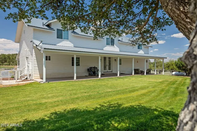 $1,690,000 | 5247 Highway 260, Pinedale, AZ 85901