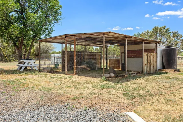 $1,690,000 | 5247 Highway 260, Pinedale, AZ 85901