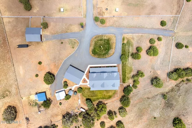$1,690,000 | 5247 Highway 260, Pinedale, AZ 85901