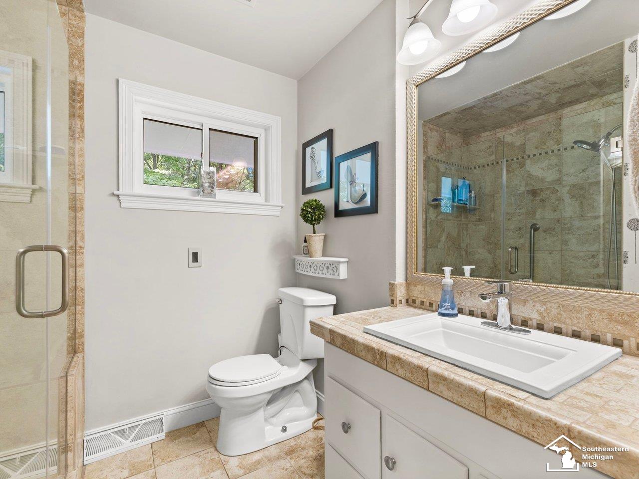 3119 West Dean Road Lambertville, MI 48144 - Photo 14 of 57