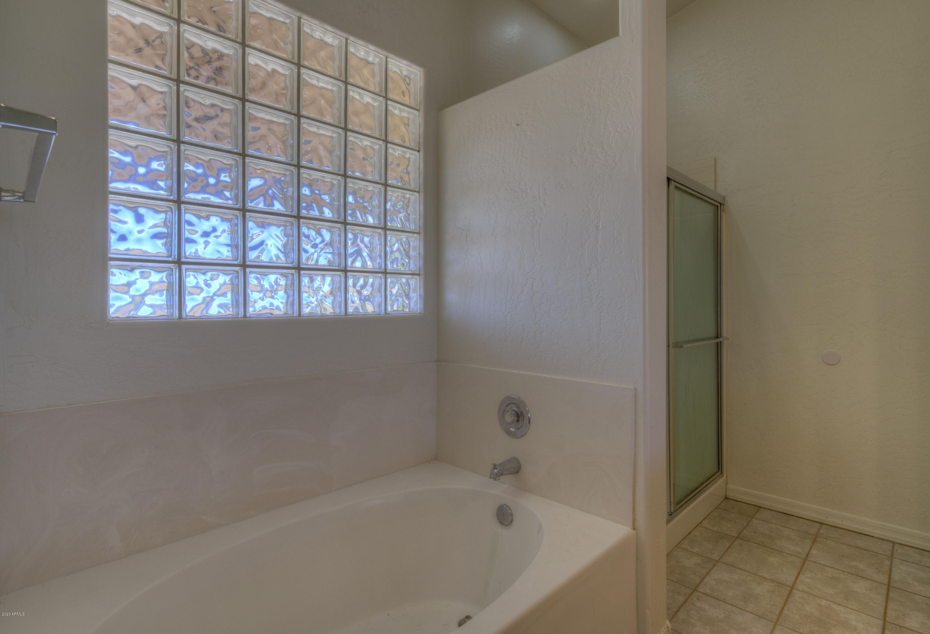 501 East Cloud Road Phoenix, AZ 85086 - Photo 20 of 29 Master bath & Shower