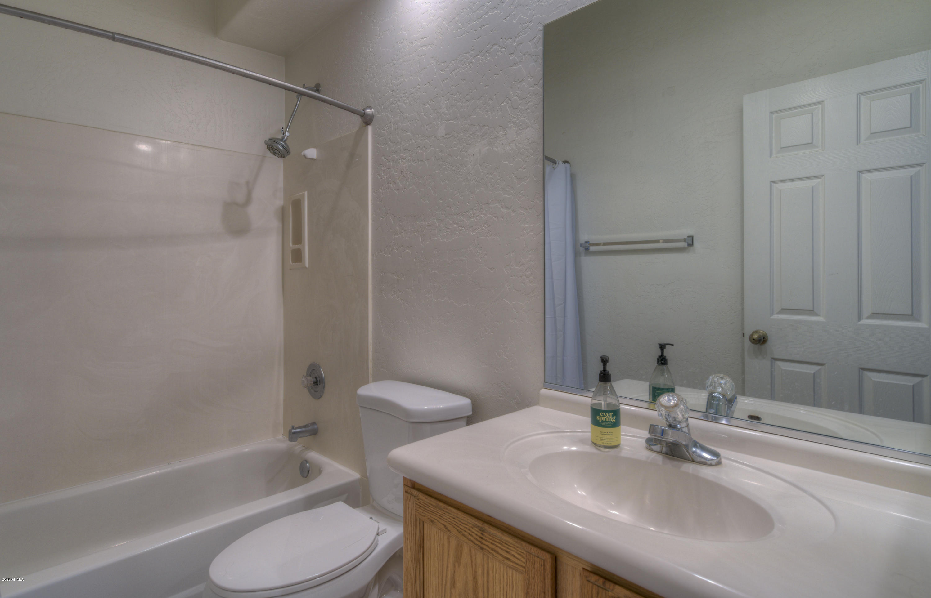 501 East Cloud Road Phoenix, AZ 85086 - Photo 22 of 29 Second bathroom
