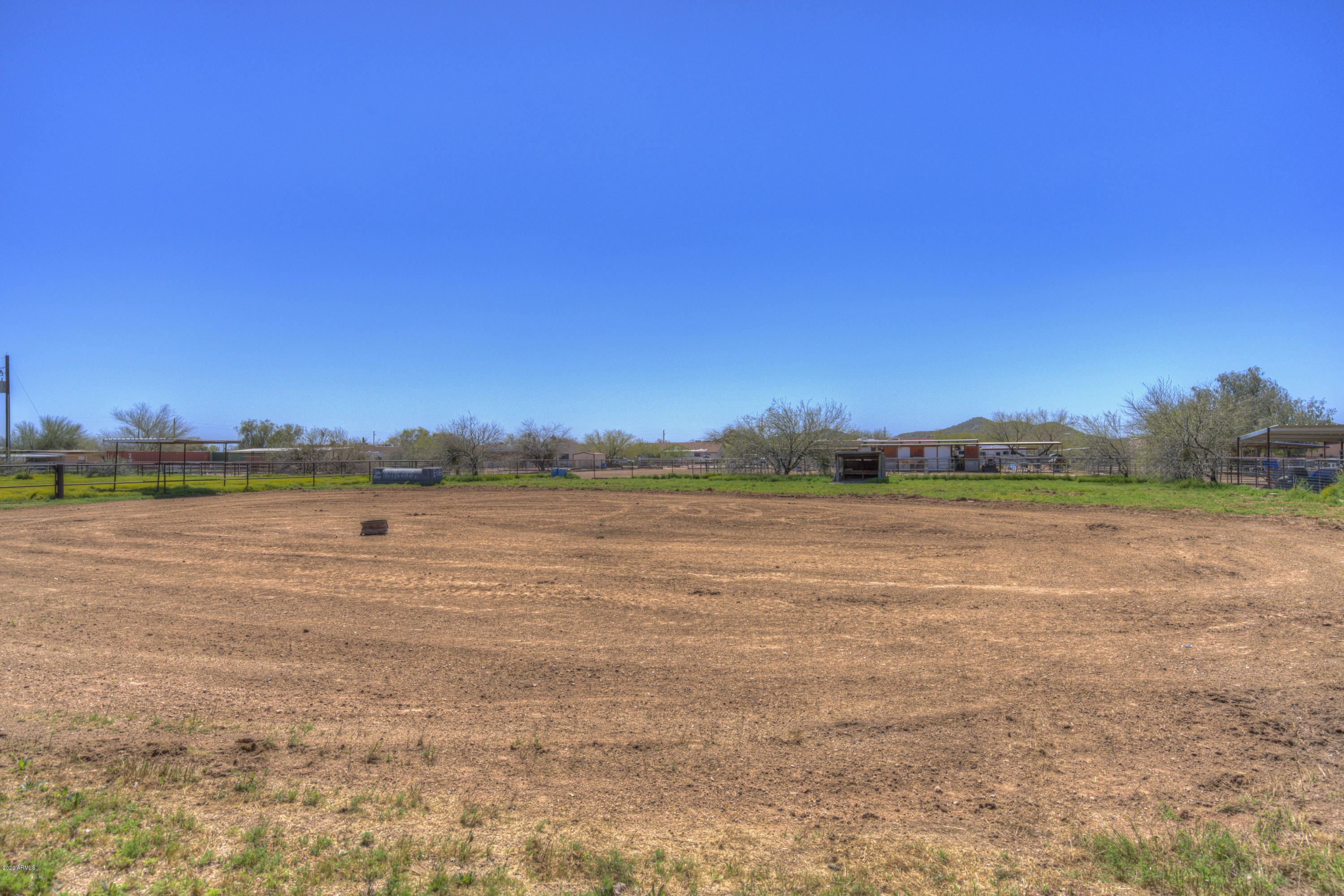501 East Cloud Road Phoenix, AZ 85086 - Photo 6 of 29 Blank backyard ready for your vision.