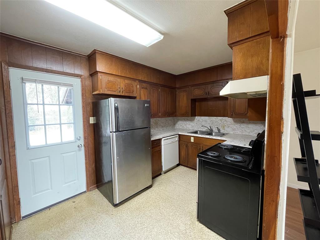 409 Royal Street, Unit 5 Athens, TX 75751 - Photo 5 of 10