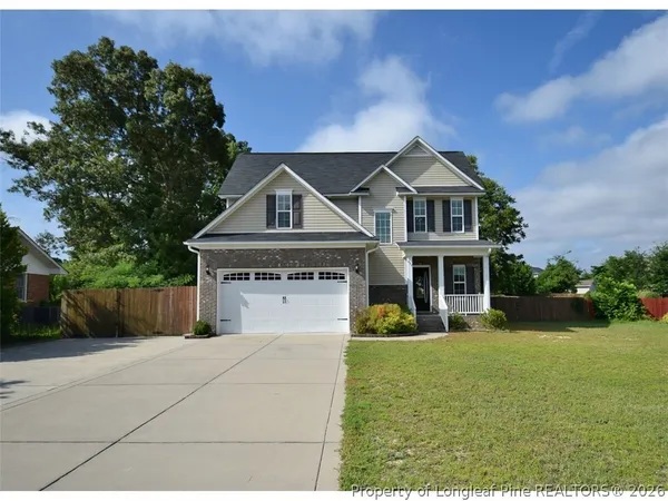 $2,000 | 422 Jamestown Avenue, Fayetteville, NC 28303