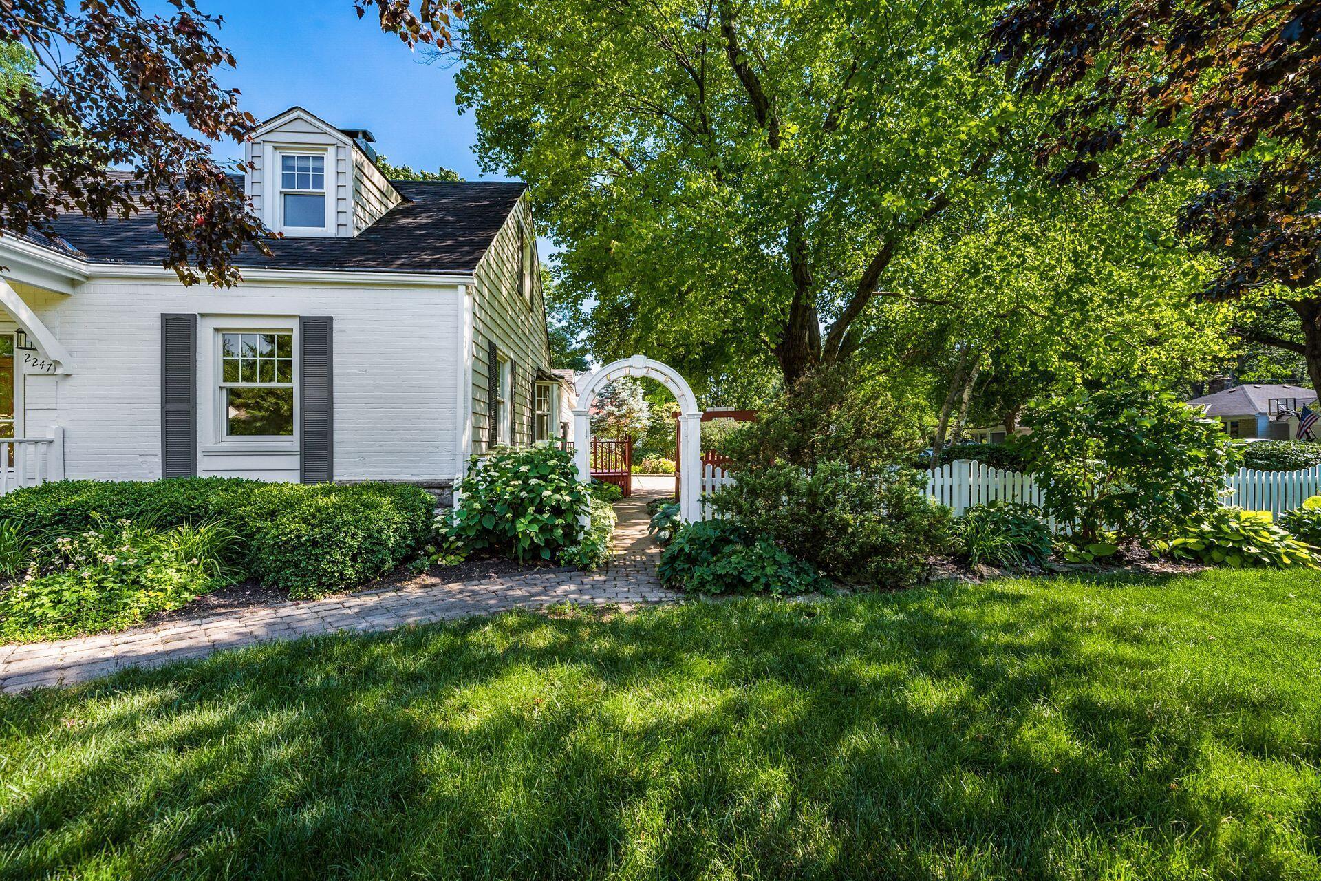 2247 Ridgeview Road Upper Arlington, OH 43221 - Photo 45 of 46