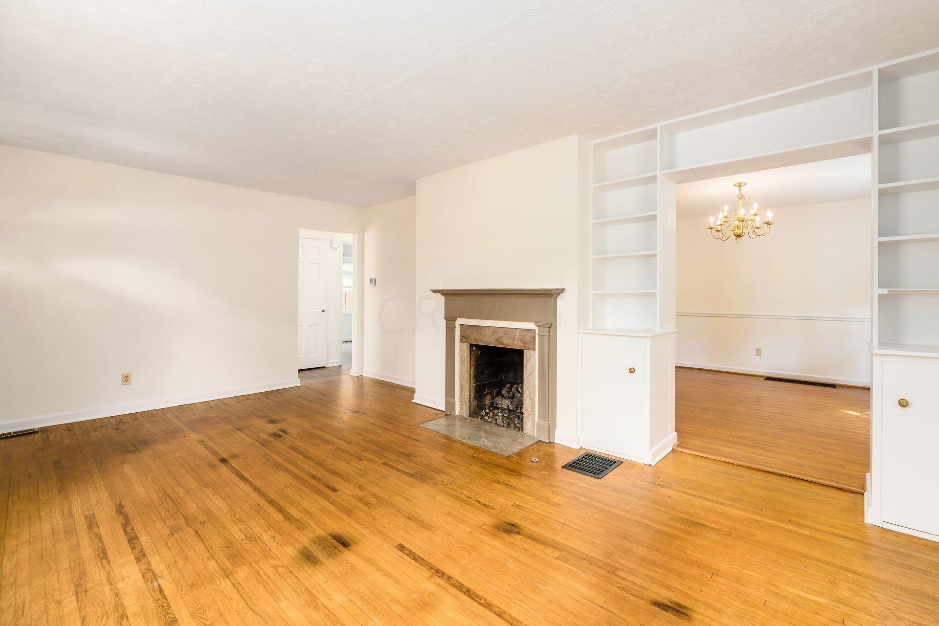 2247 Ridgeview Road Upper Arlington, OH 43221 - Photo 5 of 46