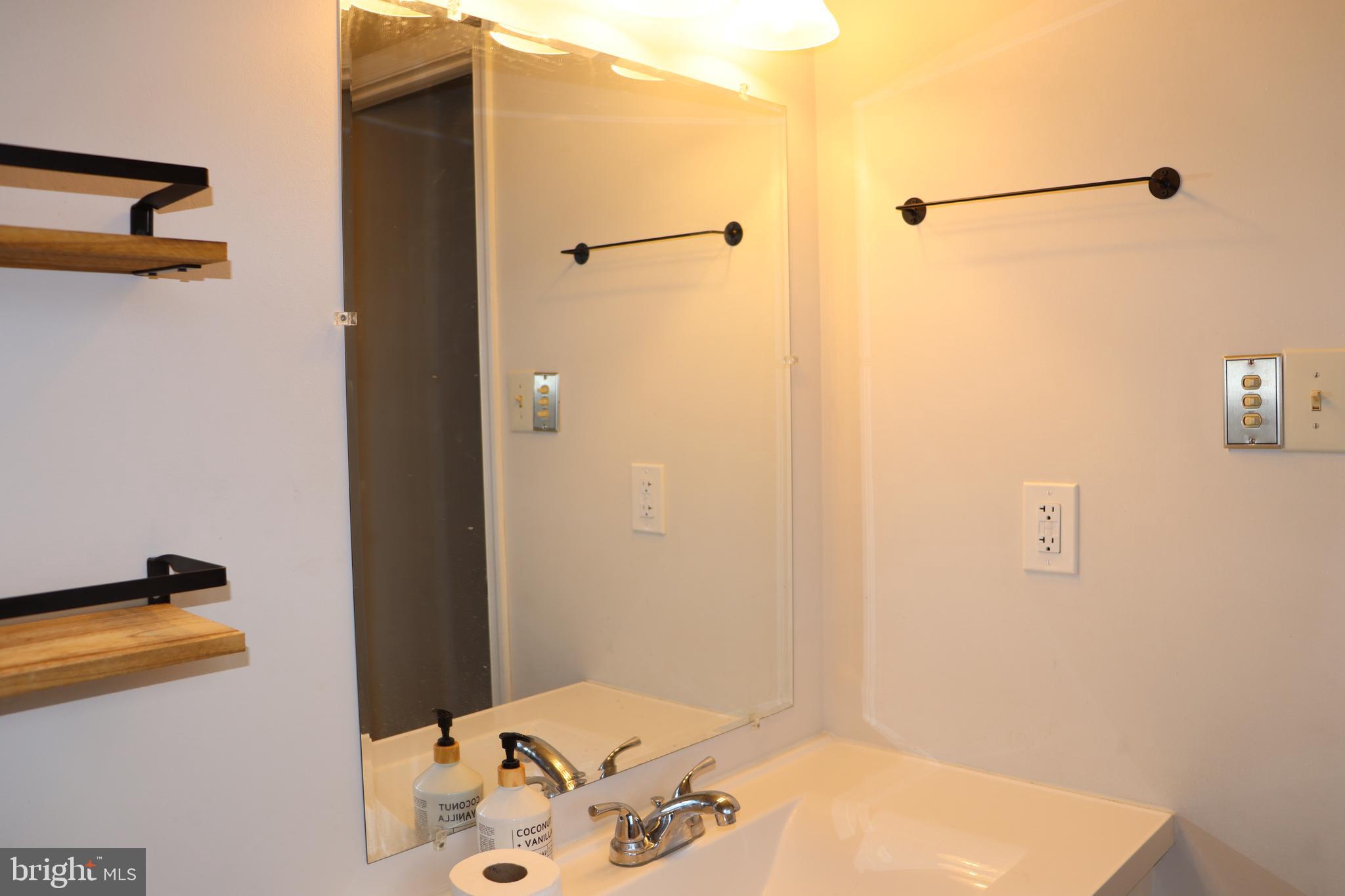 8918 Burwell Road Nokesville, VA 20181 - Photo 13 of 29