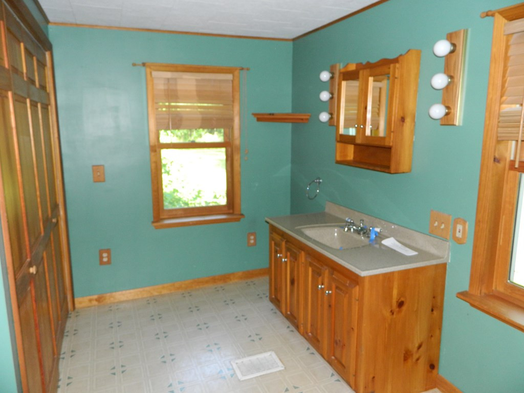 1133 Ridge Road Chazy, NY 12921 - Photo 10 of 22 Gallery Image 10