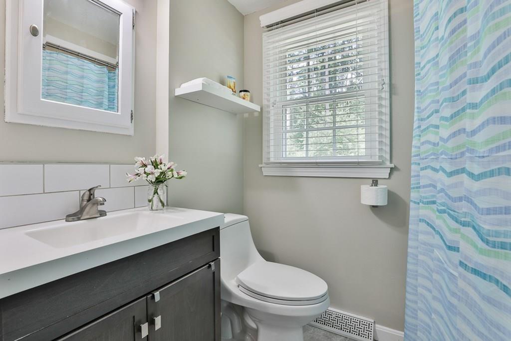 3 Pennock Road Chelmsford, MA 01824 - Photo 16 of 39