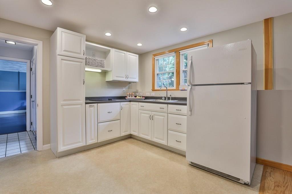 3 Pennock Road Chelmsford, MA 01824 - Photo 23 of 39
