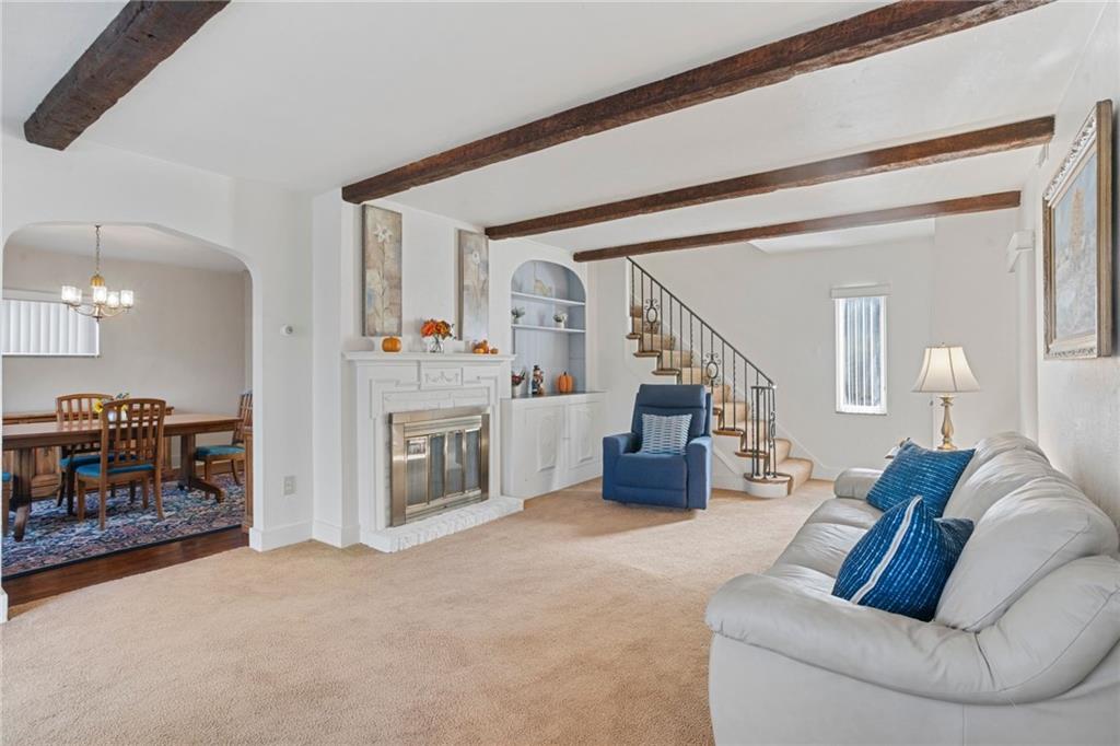 649 Beverly Road Pittsburgh, PA 15243 - Photo 5 of 24 Gallery Image 5