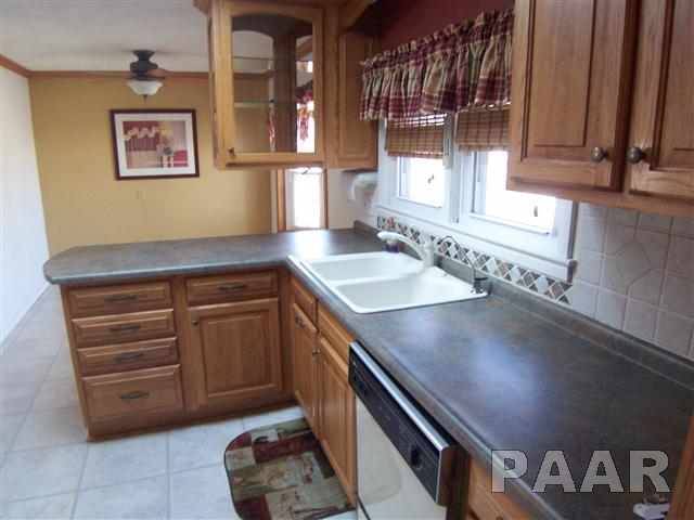 13546 North Manito Road Manito, IL 61546 - Photo 3 of 35 Gallery Image 3