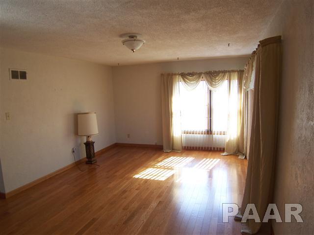 13546 North Manito Road Manito, IL 61546 - Photo 10 of 35 Gallery Image 10