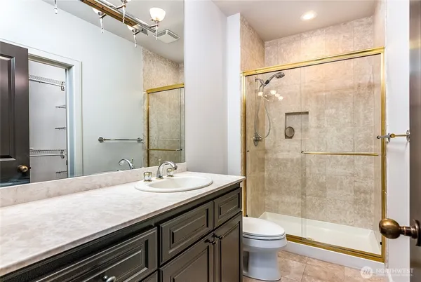 $6,000 | 21 West Comstock Street, Unit 102, Seattle, WA 98119