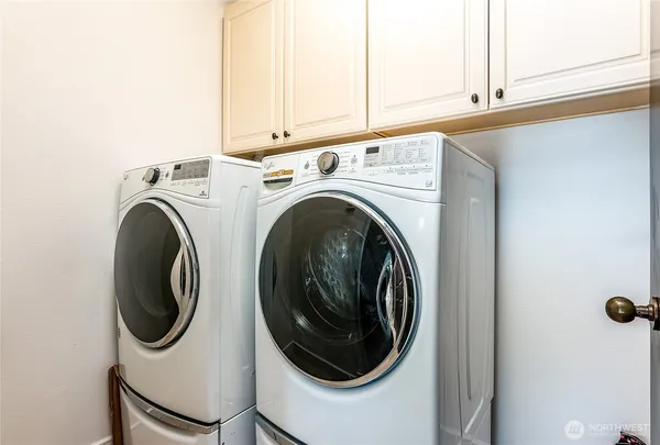 $6,000 | 21 West Comstock Street, Unit 102, Seattle, WA 98119