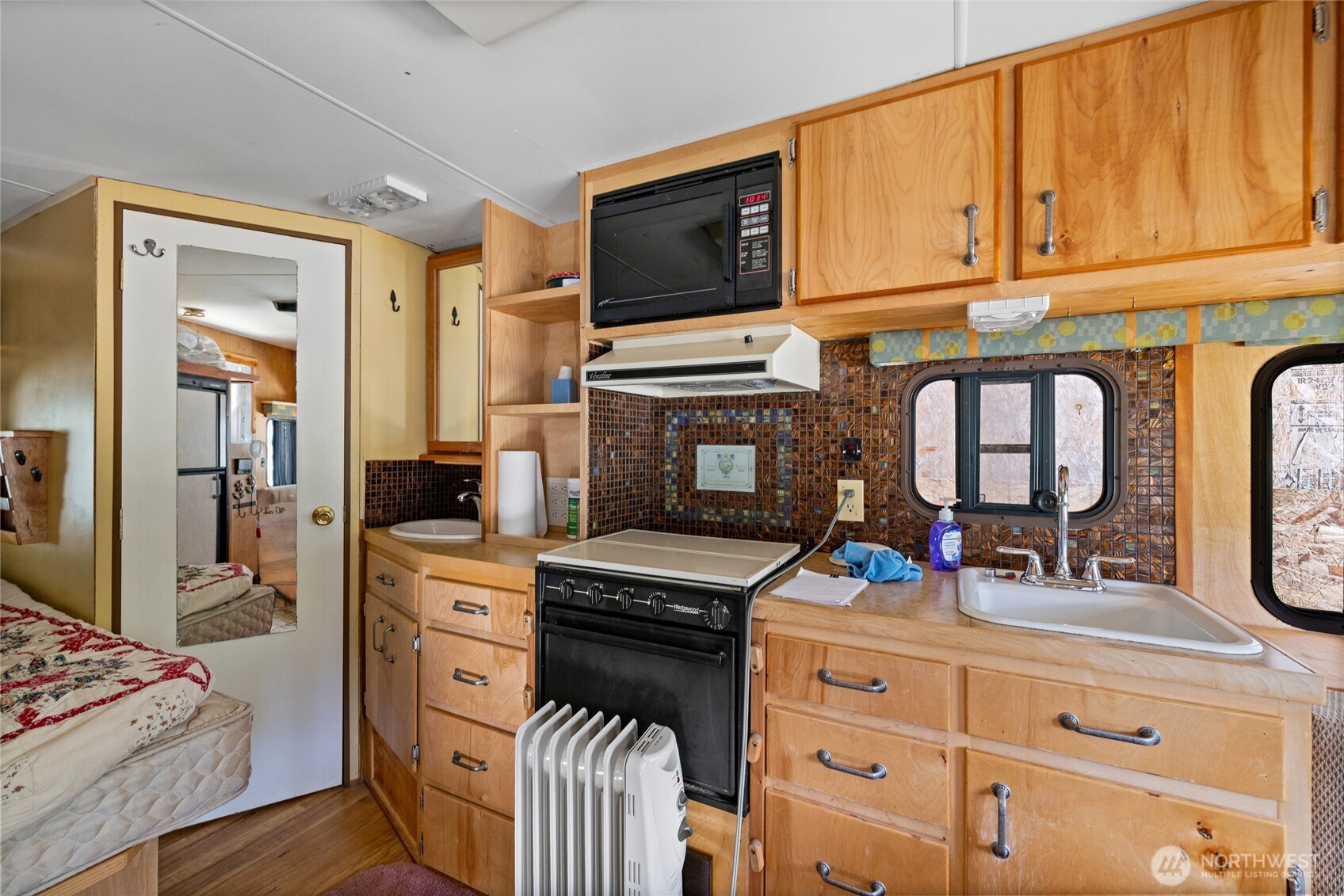 208 Stover Road Randle, WA 98377 - Photo 20 of 40 Gallery Image 20