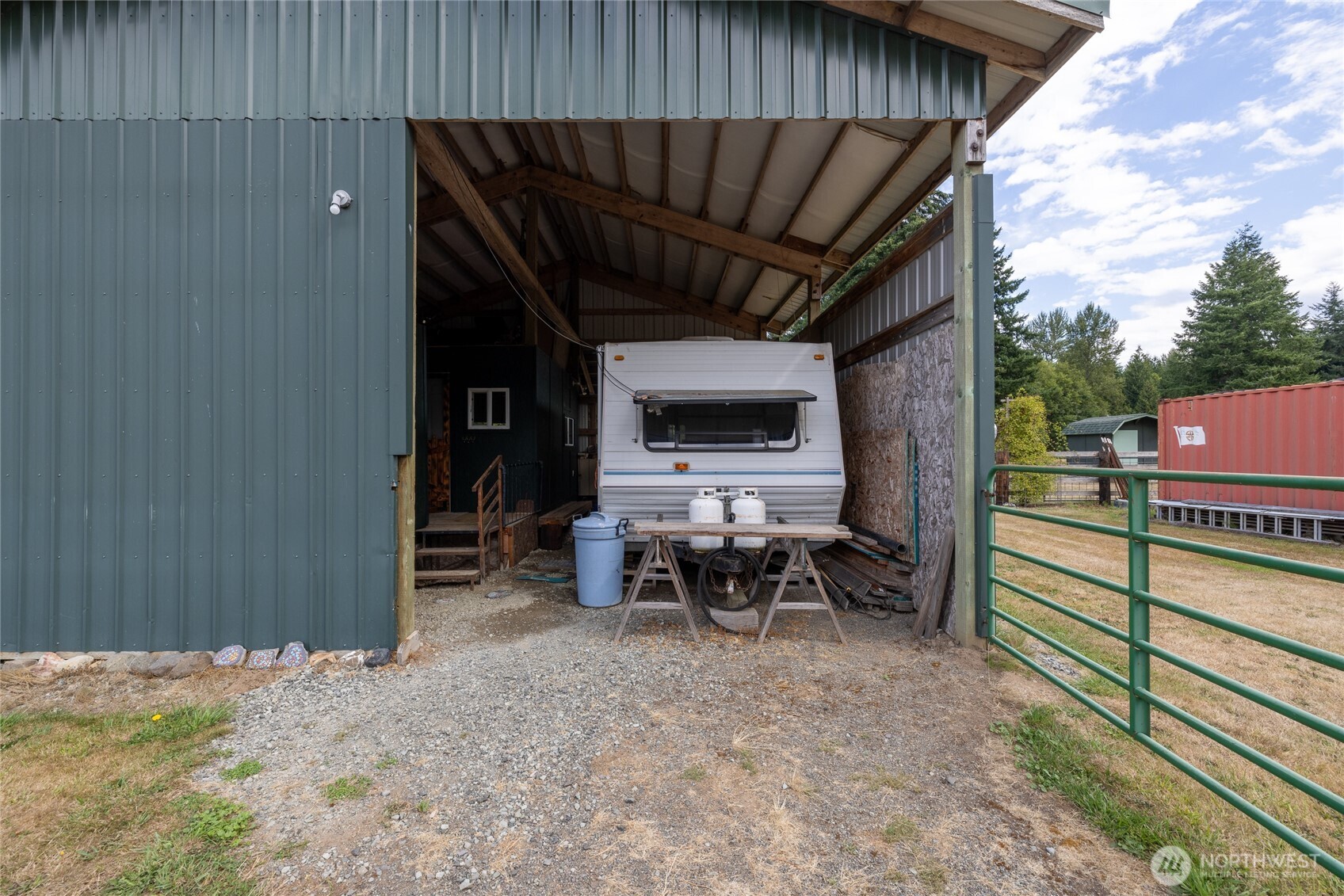 208 Stover Road Randle, WA 98377 - Photo 5 of 40 Gallery Image 5