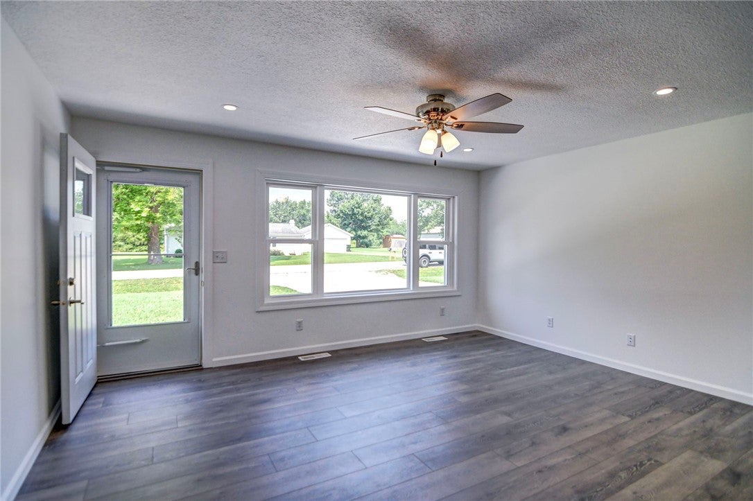 1952 South Westgate Drive Decatur, IL 62521 - Photo 25 of 30 Gallery Image 25