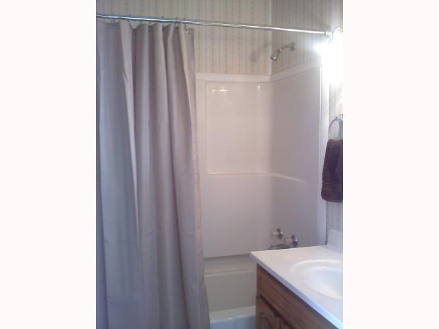 327 Walnut Street Circleville, OH 43113 - Photo 7 of 17