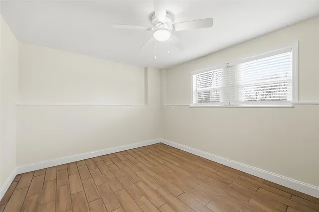 $350,000 | 405 South Monroe Street, Raymore, MO 64083