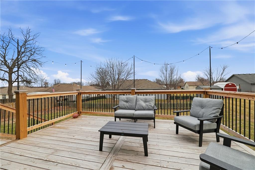 405 South Monroe Street Raymore, MO 64083 - Photo 19 of 21