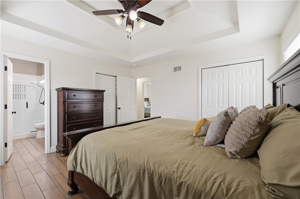 405 South Monroe Street Raymore, MO 64083 - Photo 9 of 21