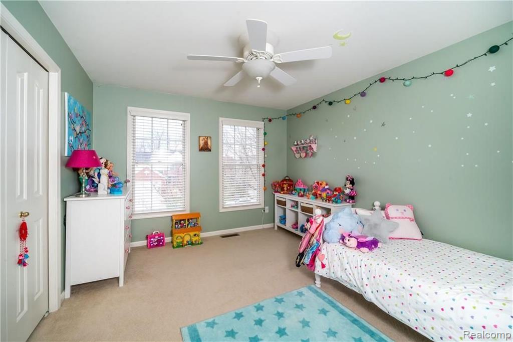 676 Windsong Drive Rochester Hills, MI 48307 - Photo 24 of 38