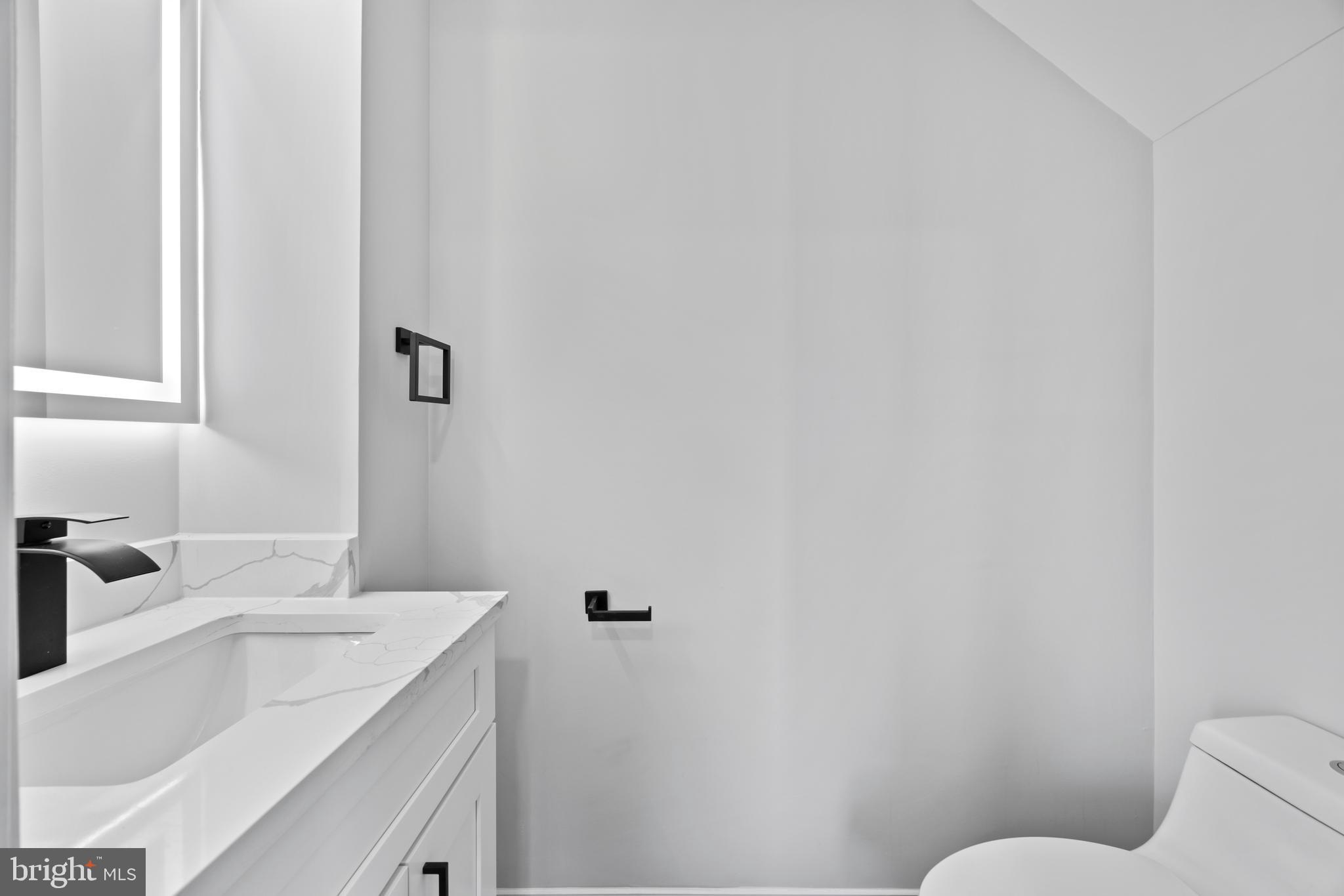 2507 Sycamore Avenue, Unit A Sparrows Point, MD 21219 - Photo 34 of 39