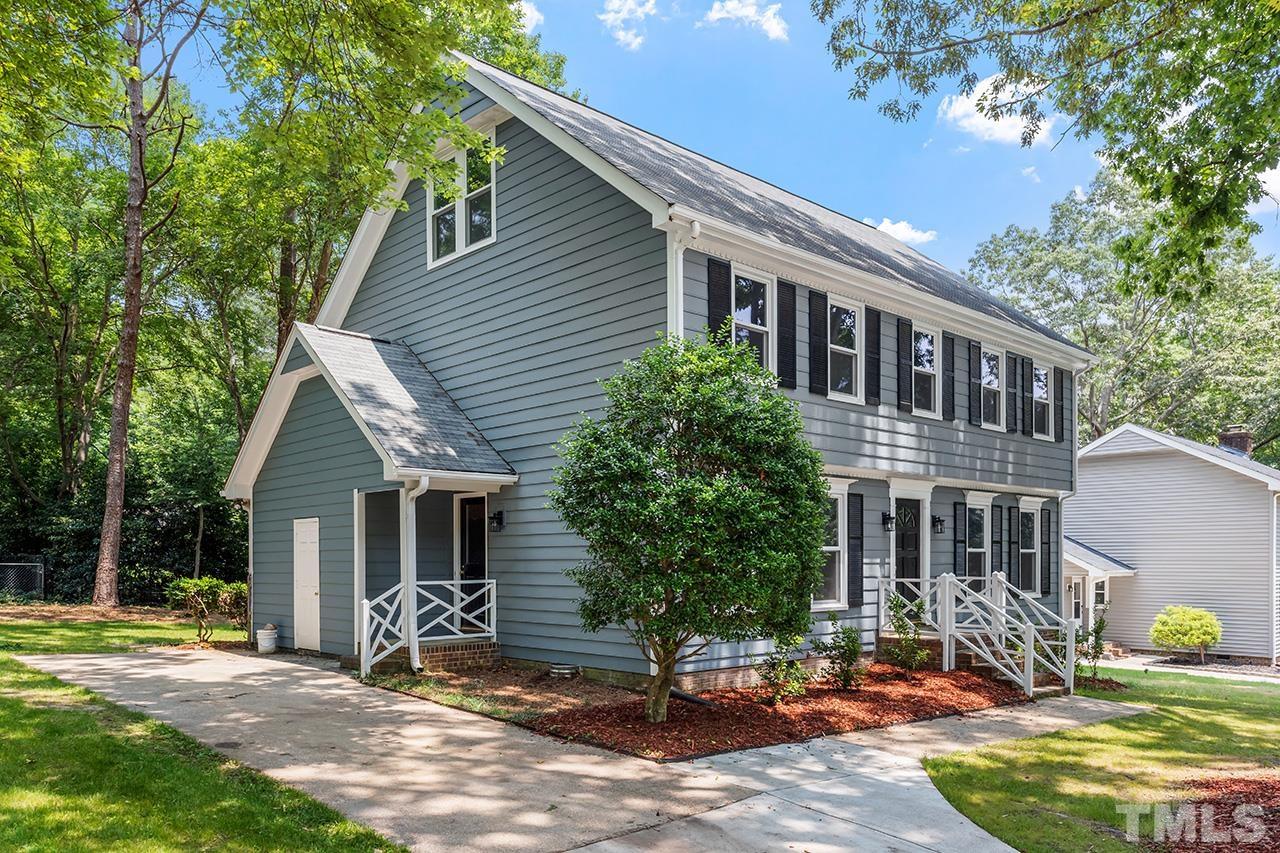 2800 Pidgeon Hill Road Raleigh, NC 27613 - Photo 29 of 35 a front view of a house with garden