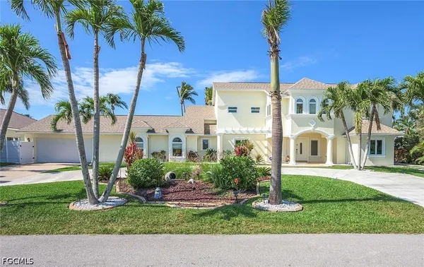 $6,000 | 5208 Southwest 8th Court, Cape Coral, FL 33914