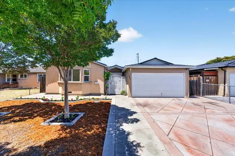 $1,098,888 | 2981 Little Wood Lane, San Jose, CA 95127