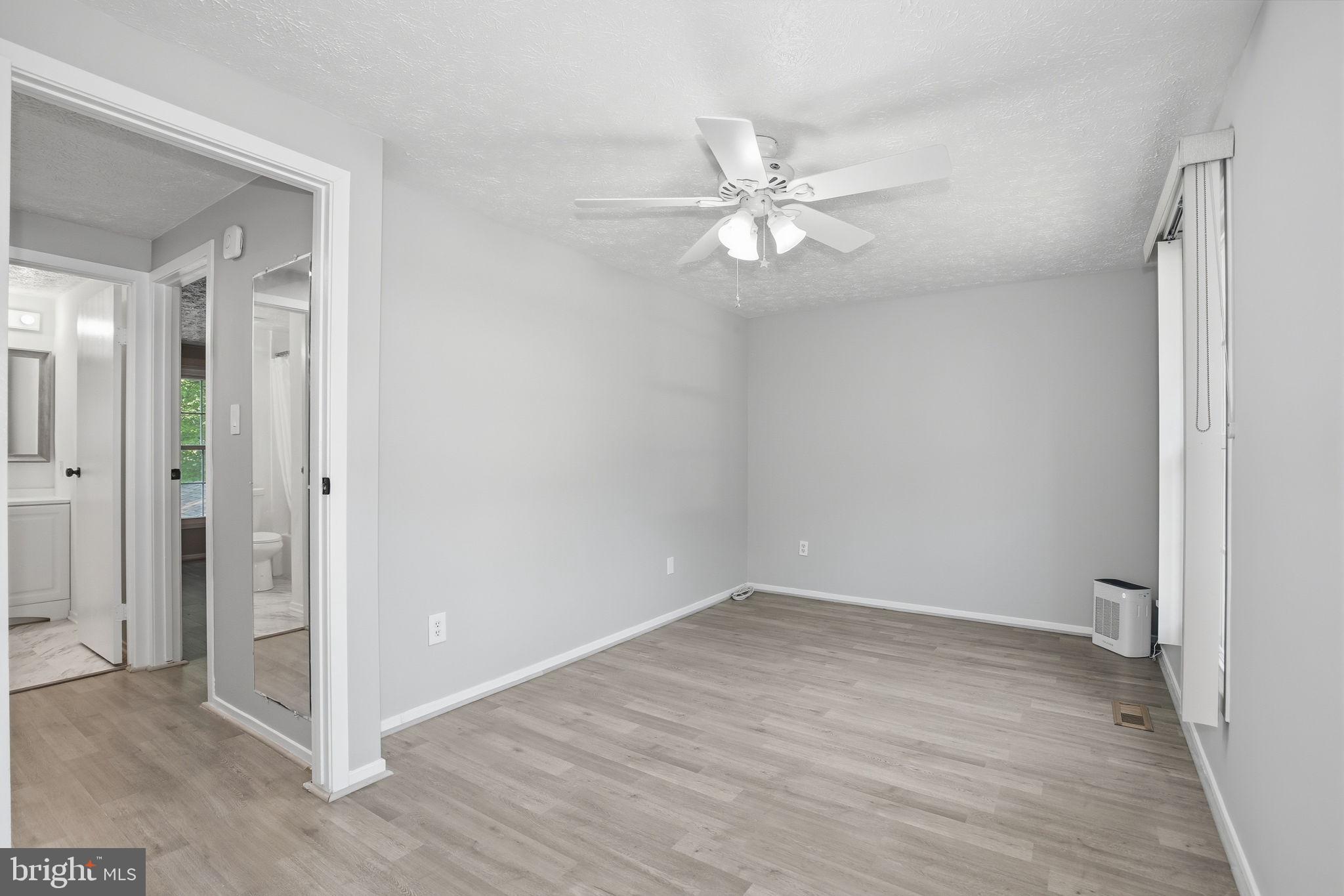 7625 R Sheffield Green Way Lorton, VA 22079 - Photo 16 of 28