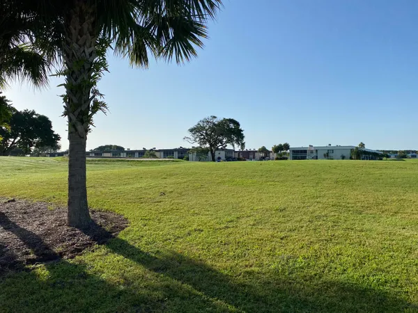 $1,600 | 441 Burgundy North, Unit 441, Delray Beach, FL 33484